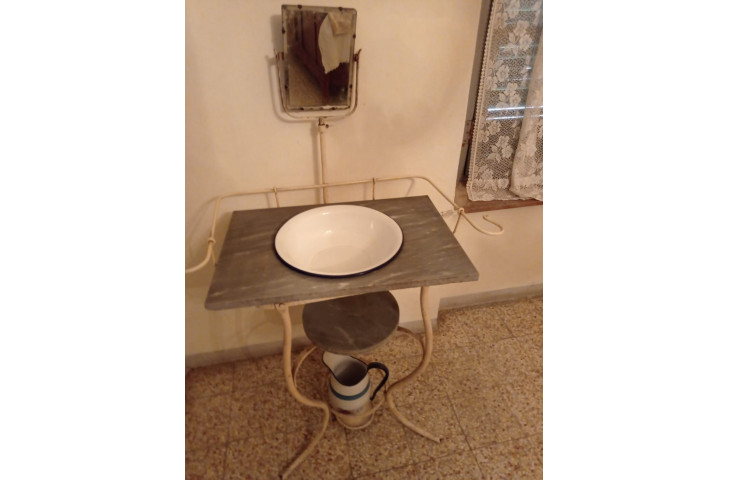 Antico lavabo