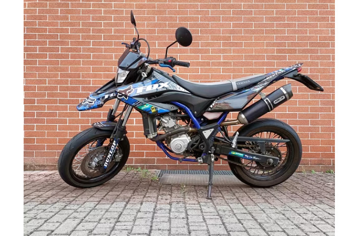 Yamaha wr 125 x motard