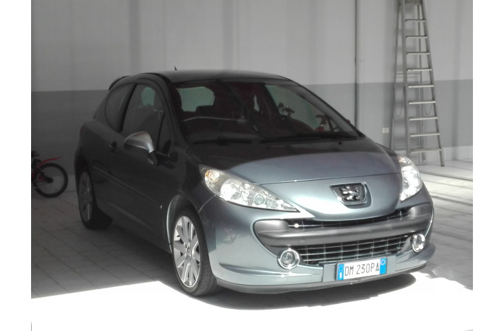 Peugeot 207 feline 110 cv Peugeot 207 feline 110 cv