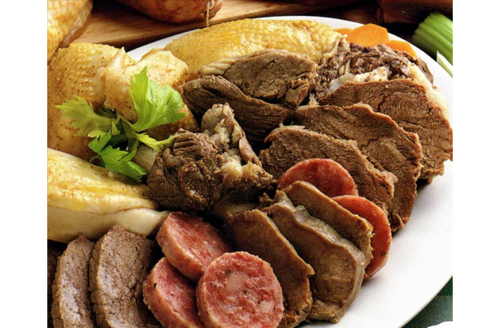 Giovedi 1 novembre pranzo e cena con bolliti misti Giovedi 1 novembre pranzo e cena con bolliti misti