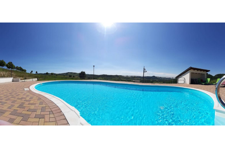 Sabato 27 luglio apericena piu ballo e bagno in piscina a mezzanotte Sabato 27 luglio apericena piu ballo e bagno in piscina a mezzanotte