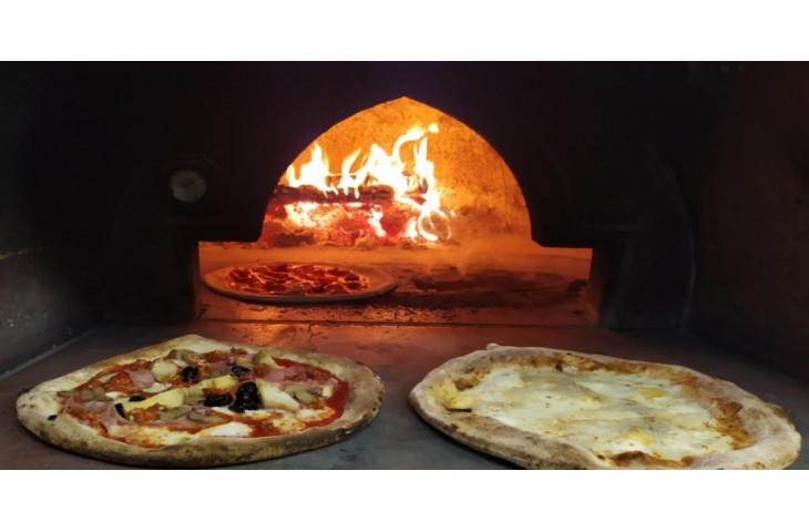Venerdi 21 giro pizza ( forno a legna ) Venerdi 21 giro pizza ( forno a legna )